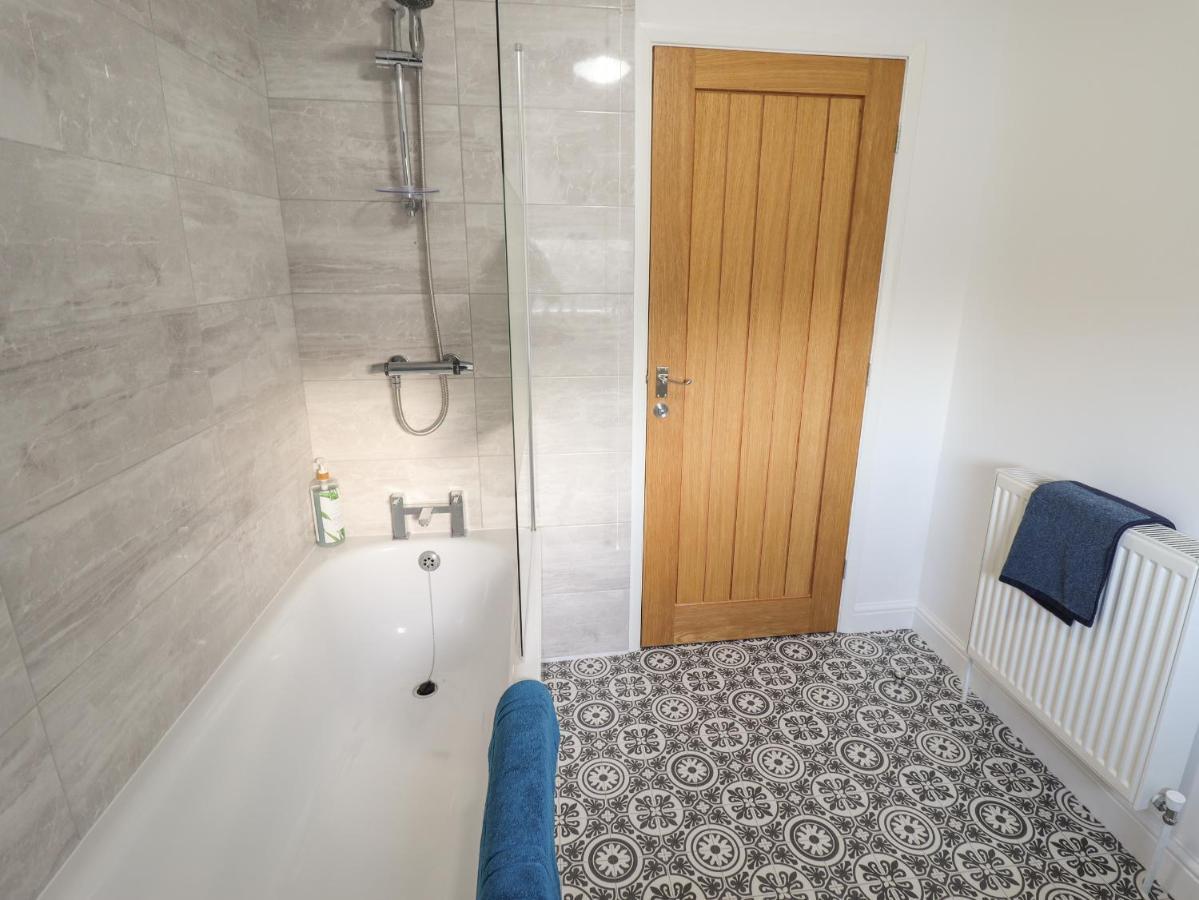 Olive Tree Cottage ラウス エクステリア 写真